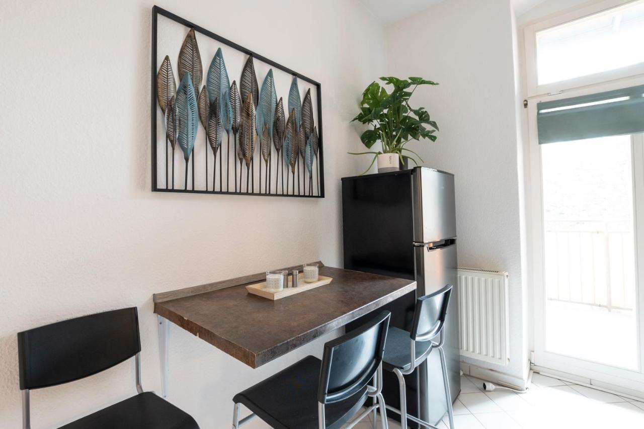 Zwickau mittendrin, tolles Balkon-Apartment Exterior foto