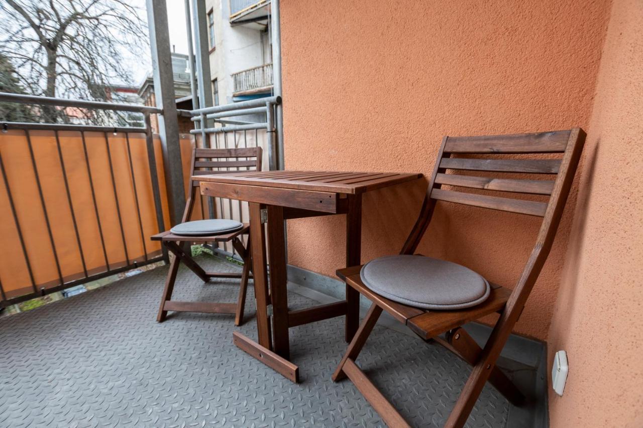 Zwickau mittendrin, tolles Balkon-Apartment Exterior foto