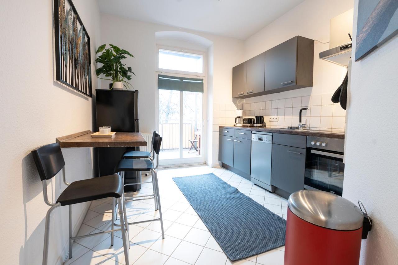 Zwickau mittendrin, tolles Balkon-Apartment Exterior foto